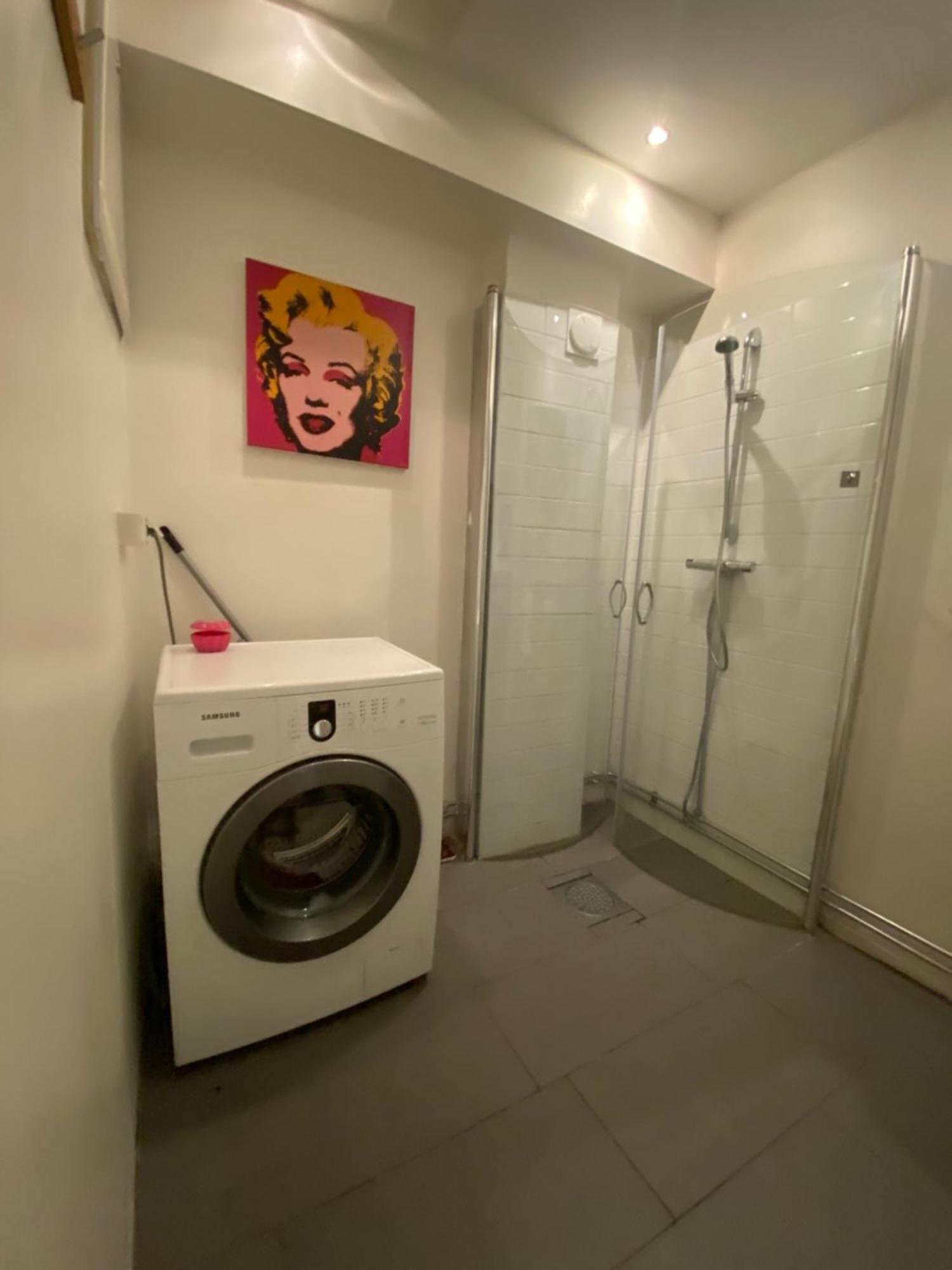 Townhouse On Arlanda Stockholm Metro Line - Easy Checkin Villa Sollentuna Ngoại thất bức ảnh