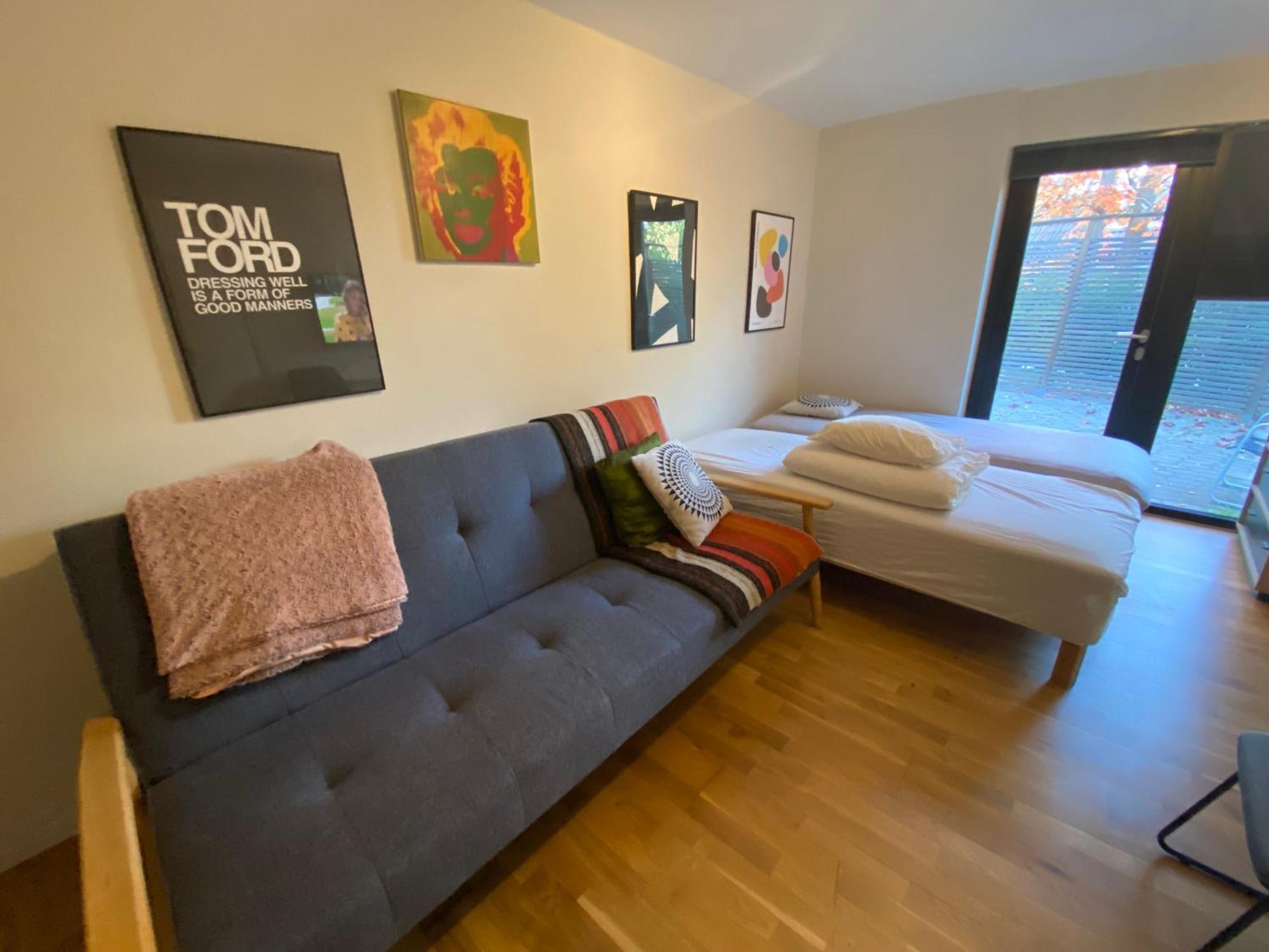 Townhouse On Arlanda Stockholm Metro Line - Easy Checkin Villa Sollentuna Ngoại thất bức ảnh