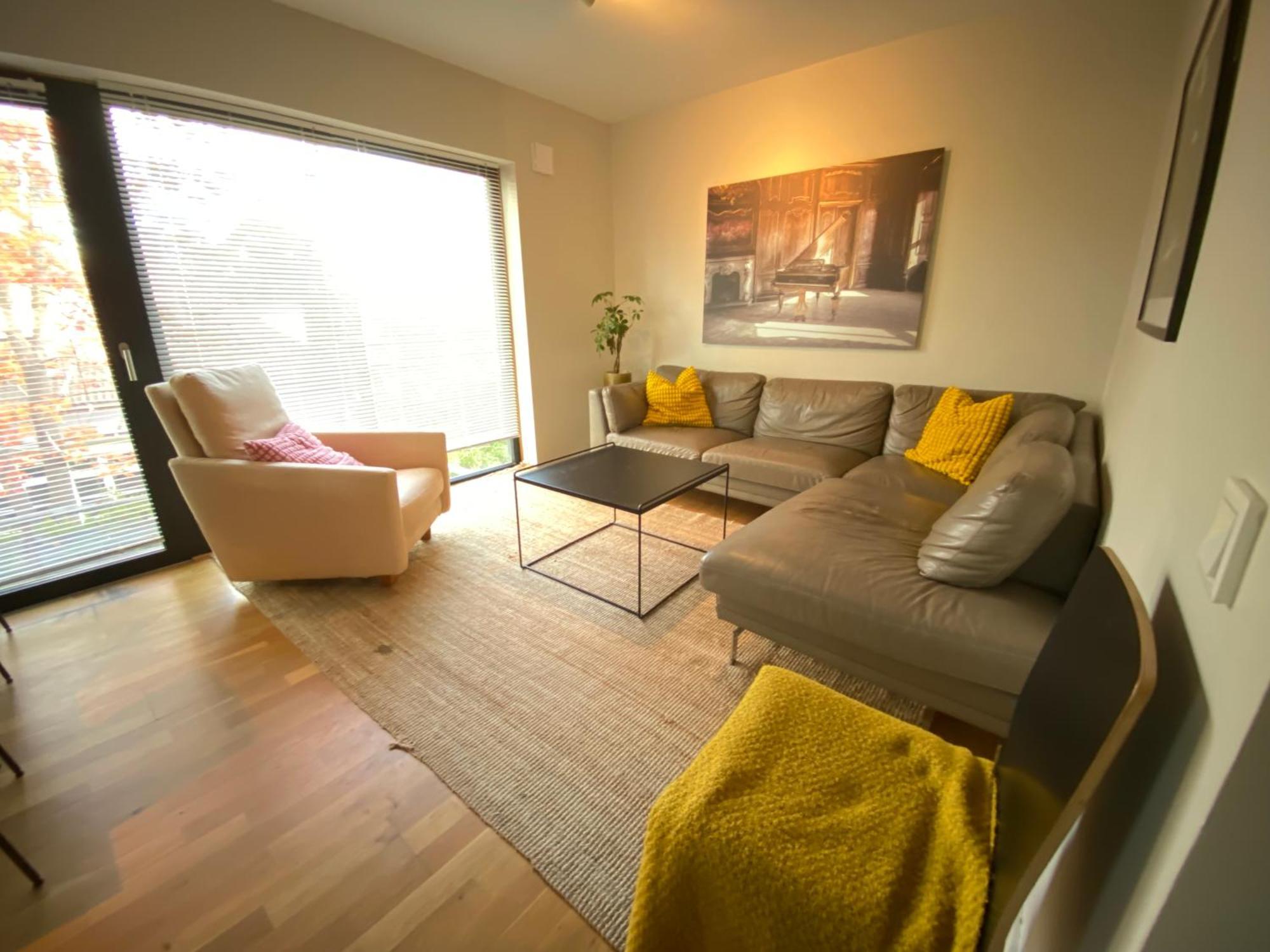 Townhouse On Arlanda Stockholm Metro Line - Easy Checkin Villa Sollentuna Ngoại thất bức ảnh