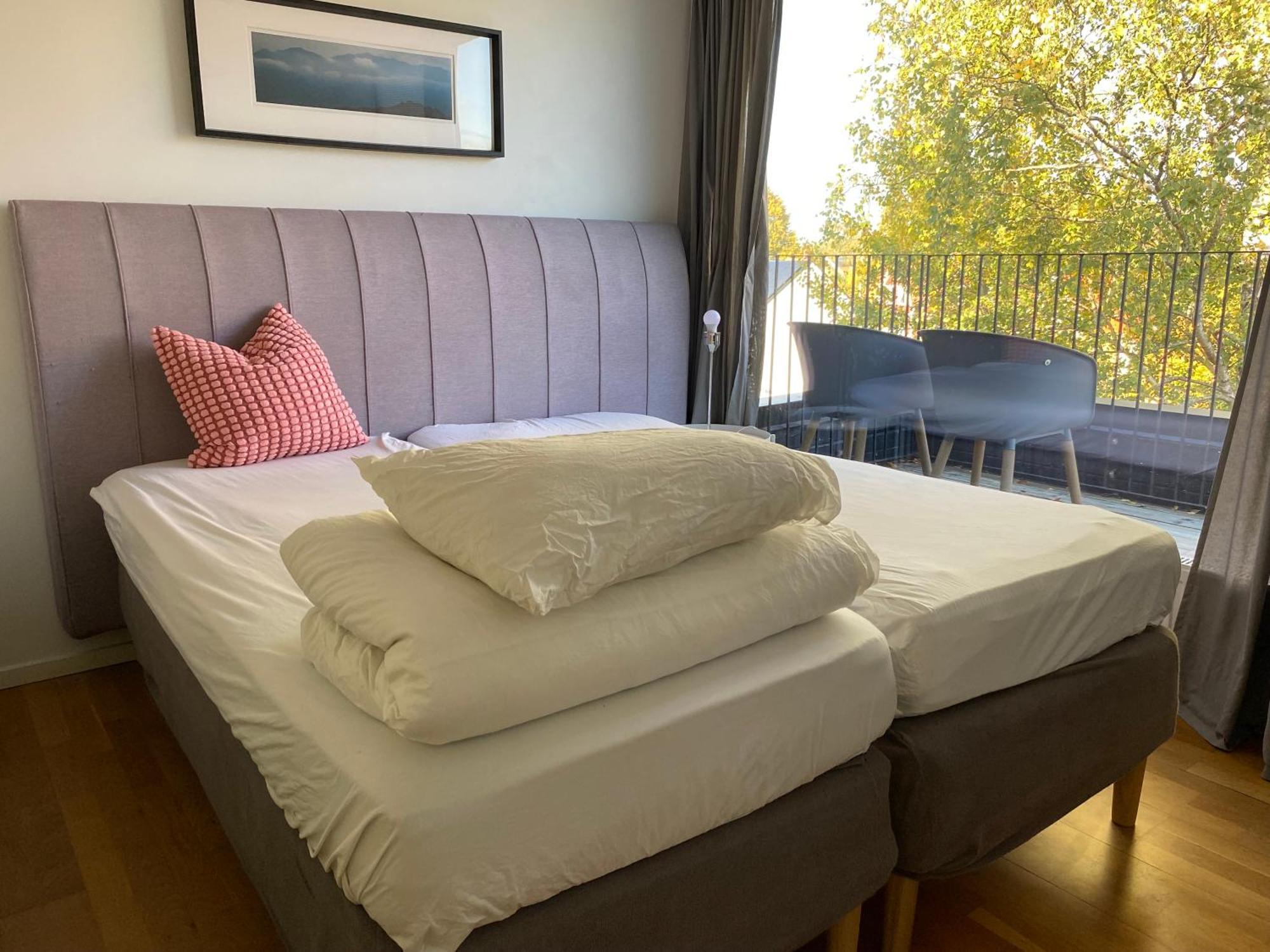 Townhouse On Arlanda Stockholm Metro Line - Easy Checkin Villa Sollentuna Ngoại thất bức ảnh